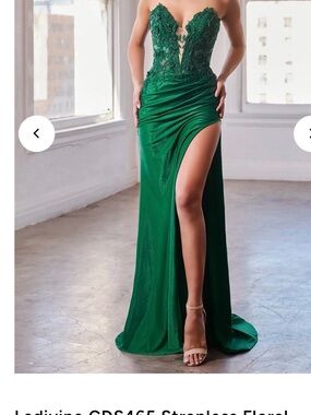 Strapless Emerald Lace Appliqué Gown with High Slit
